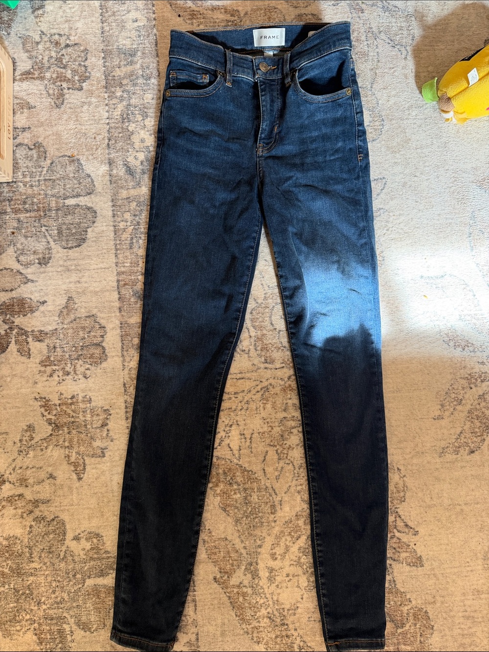 FRAME Denim the alix Skinny Jeans in Dark Blue Wash